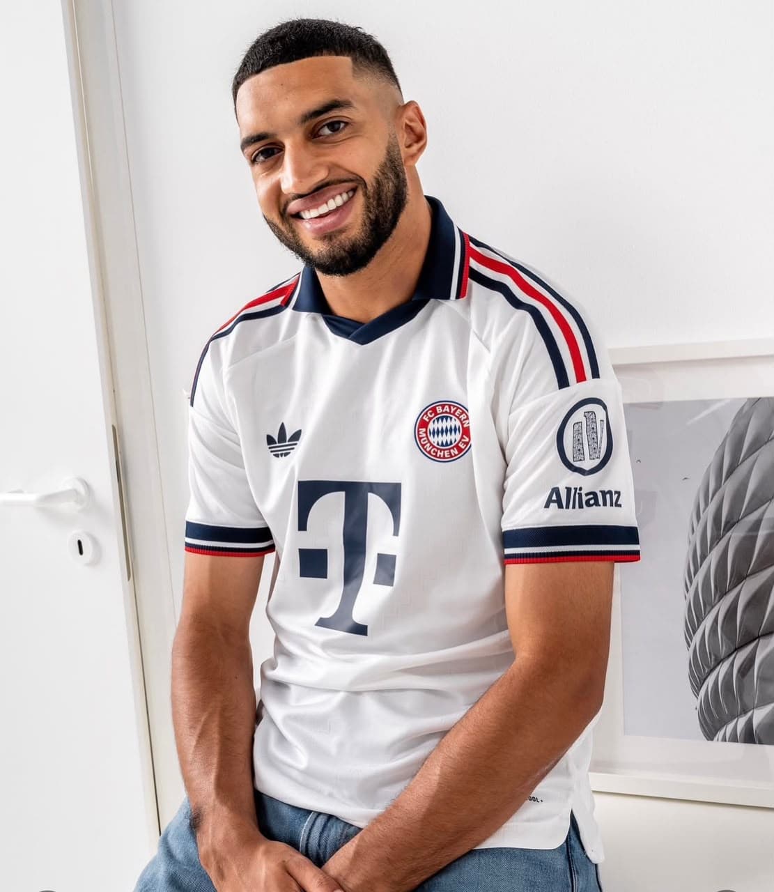 FC Bayern Munich Away Kit 26/27 thumbnail 5