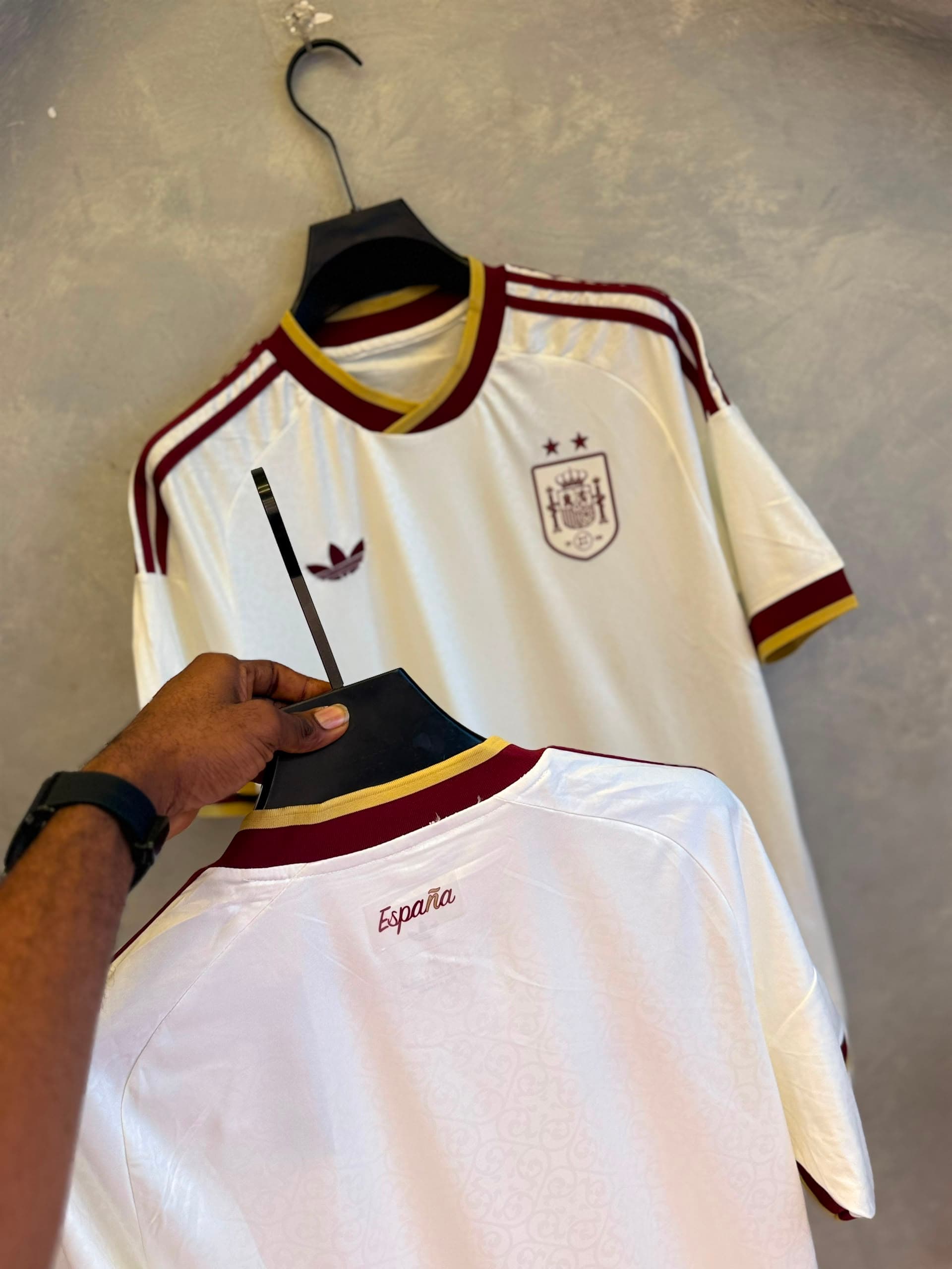 Spain Away Kit 26/27 thumbnail 3