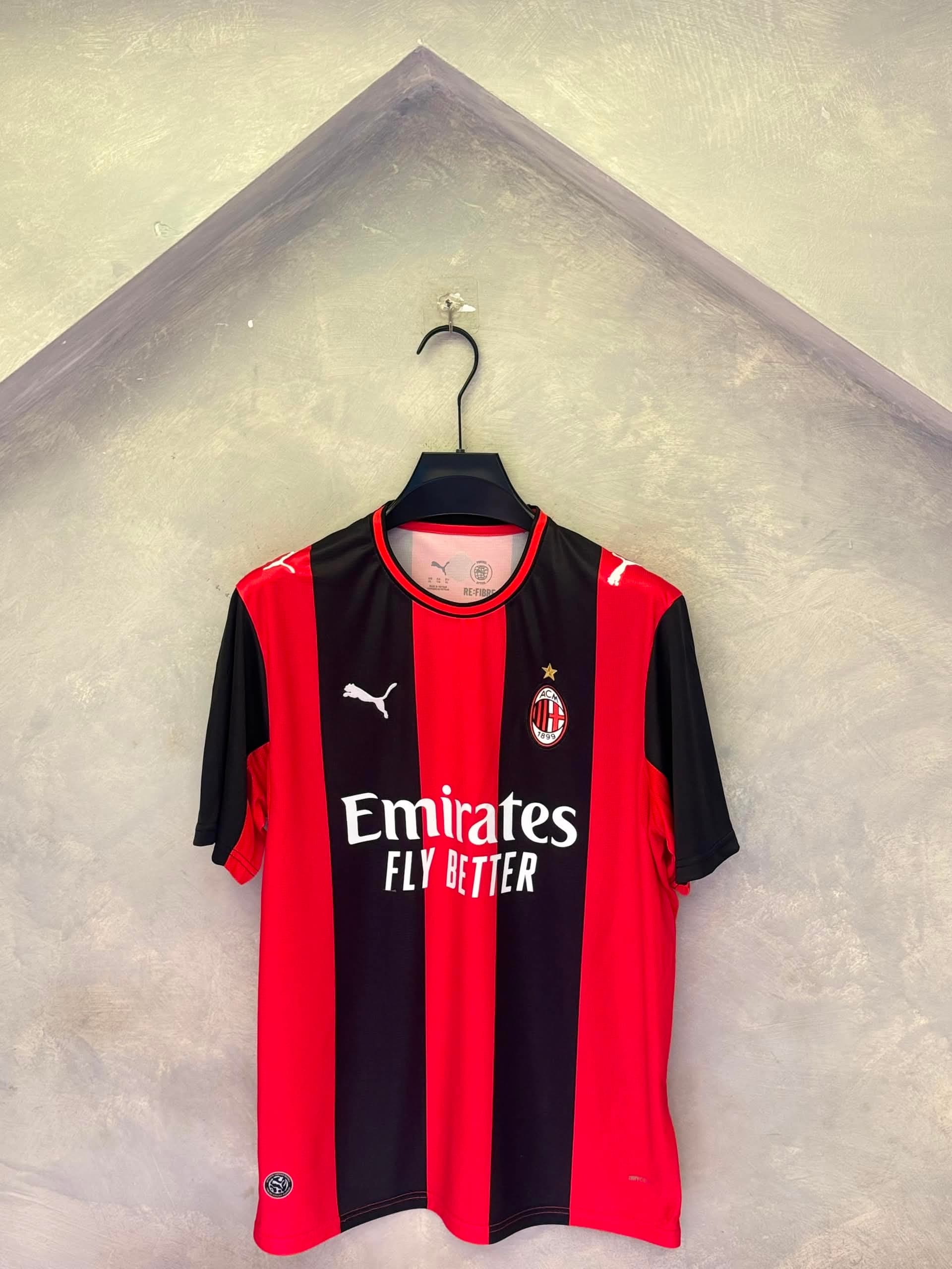 AC Milan 2026/27 Home Kit thumbnail 2