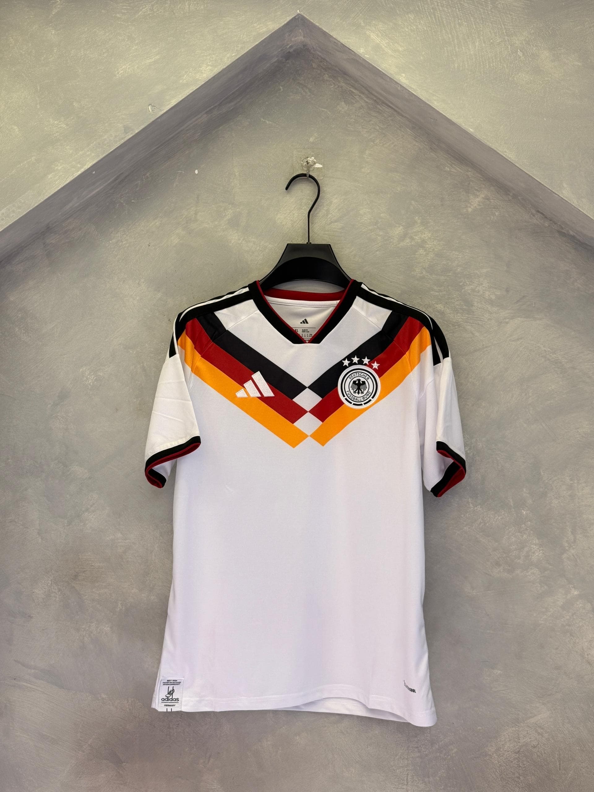 Germany 2026 Home Kit thumbnail 2