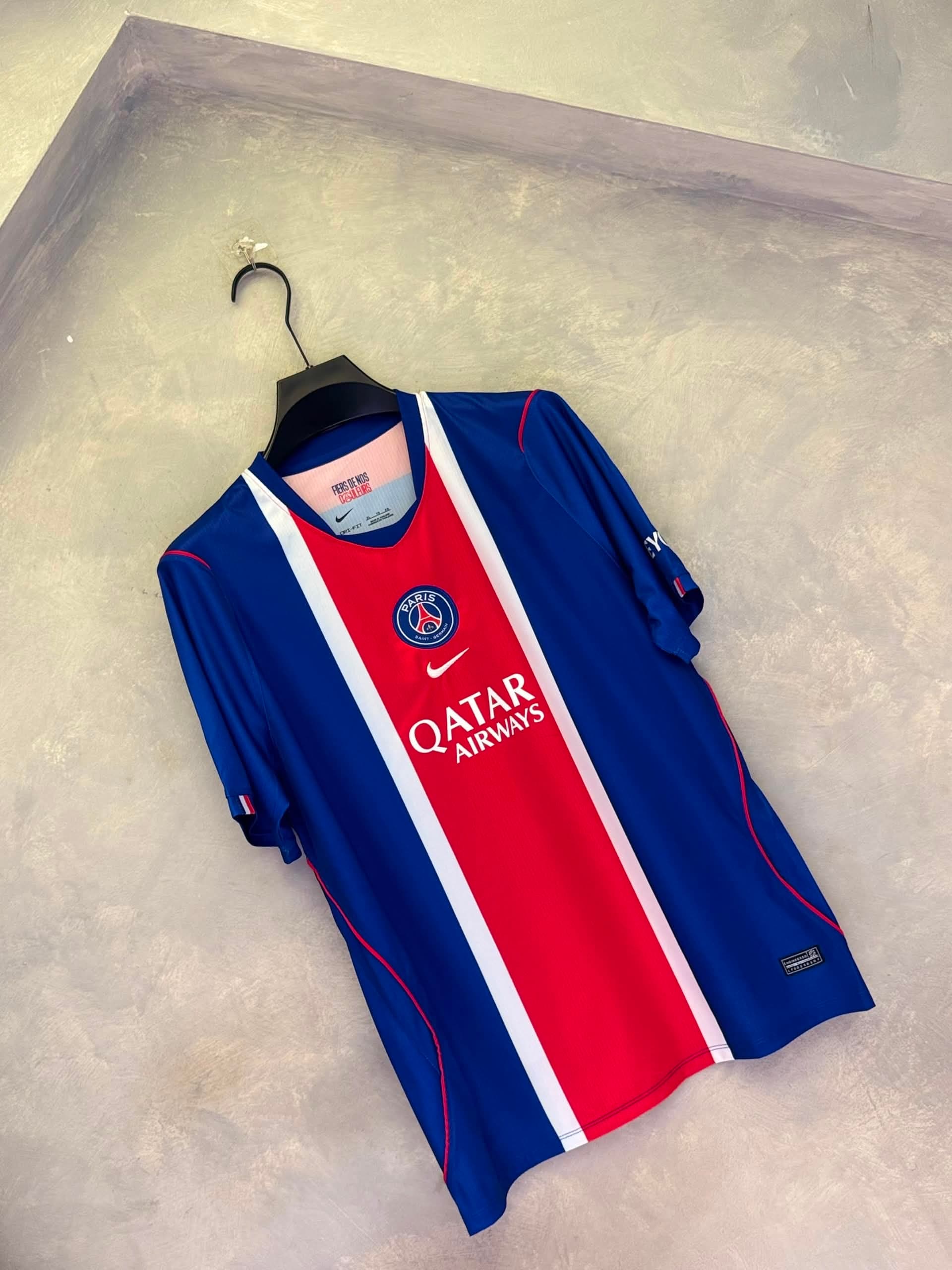 Paris Saint-Germain 2026/27 Home Kit thumbnail 2